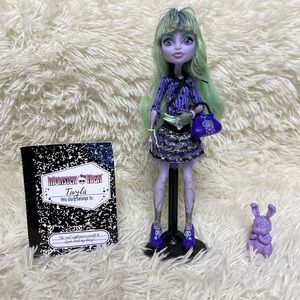 Monster High Doll Twyla 13 Wishes